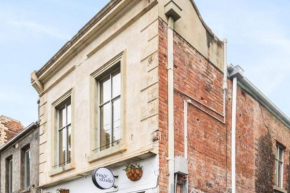 Central Chic & Cool Carlton Apartment on Elgin St, Melbourne